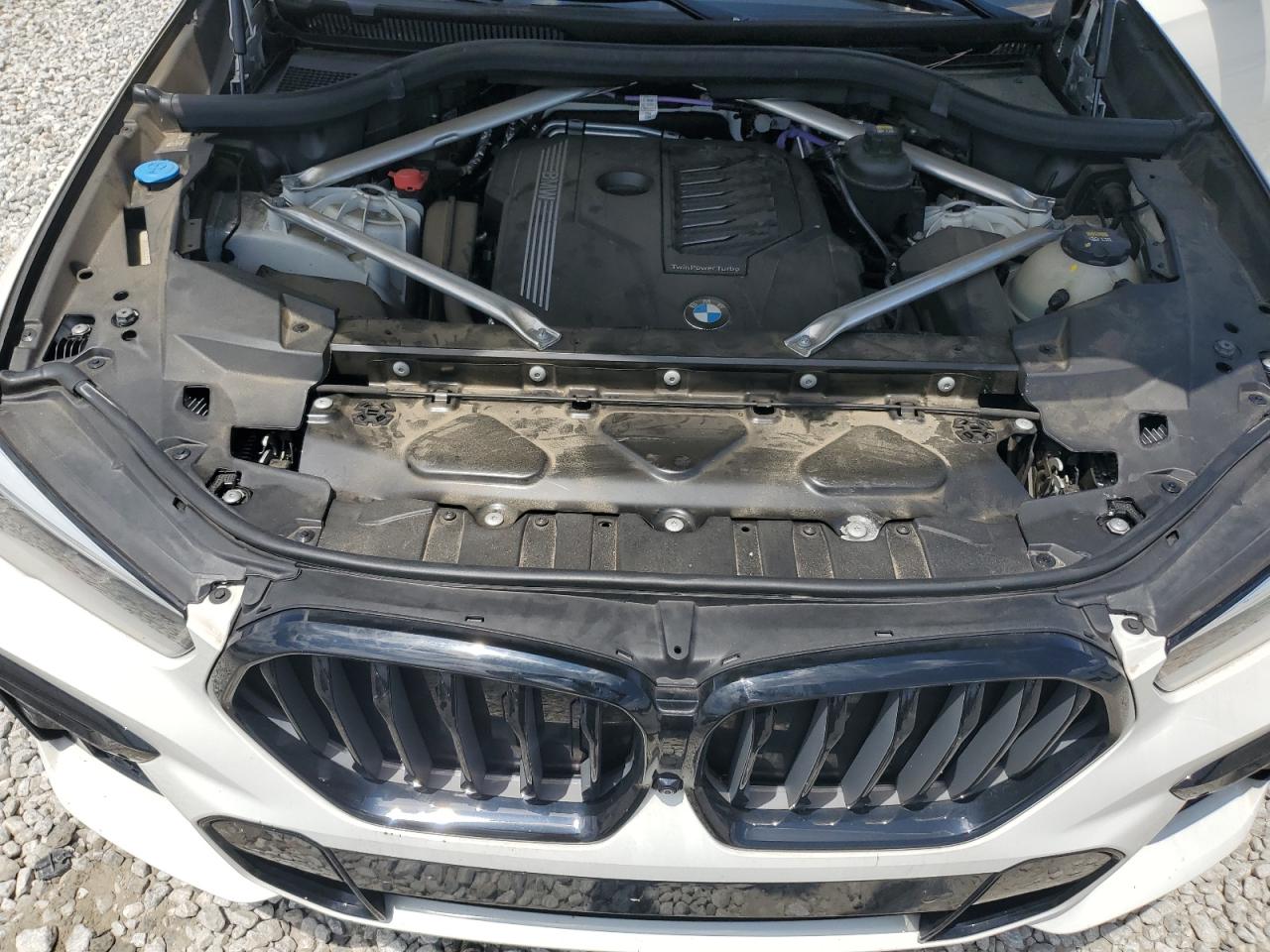 2022 BMW X6 xDrive40I VIN: 5UXCY6C04N9K18061 Lot: 64373235