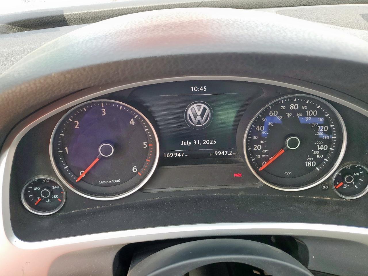 2013 Volkswagen Touareg V6 Tdi VIN: WVGEP9BP1DD008022 Lot: 84212155