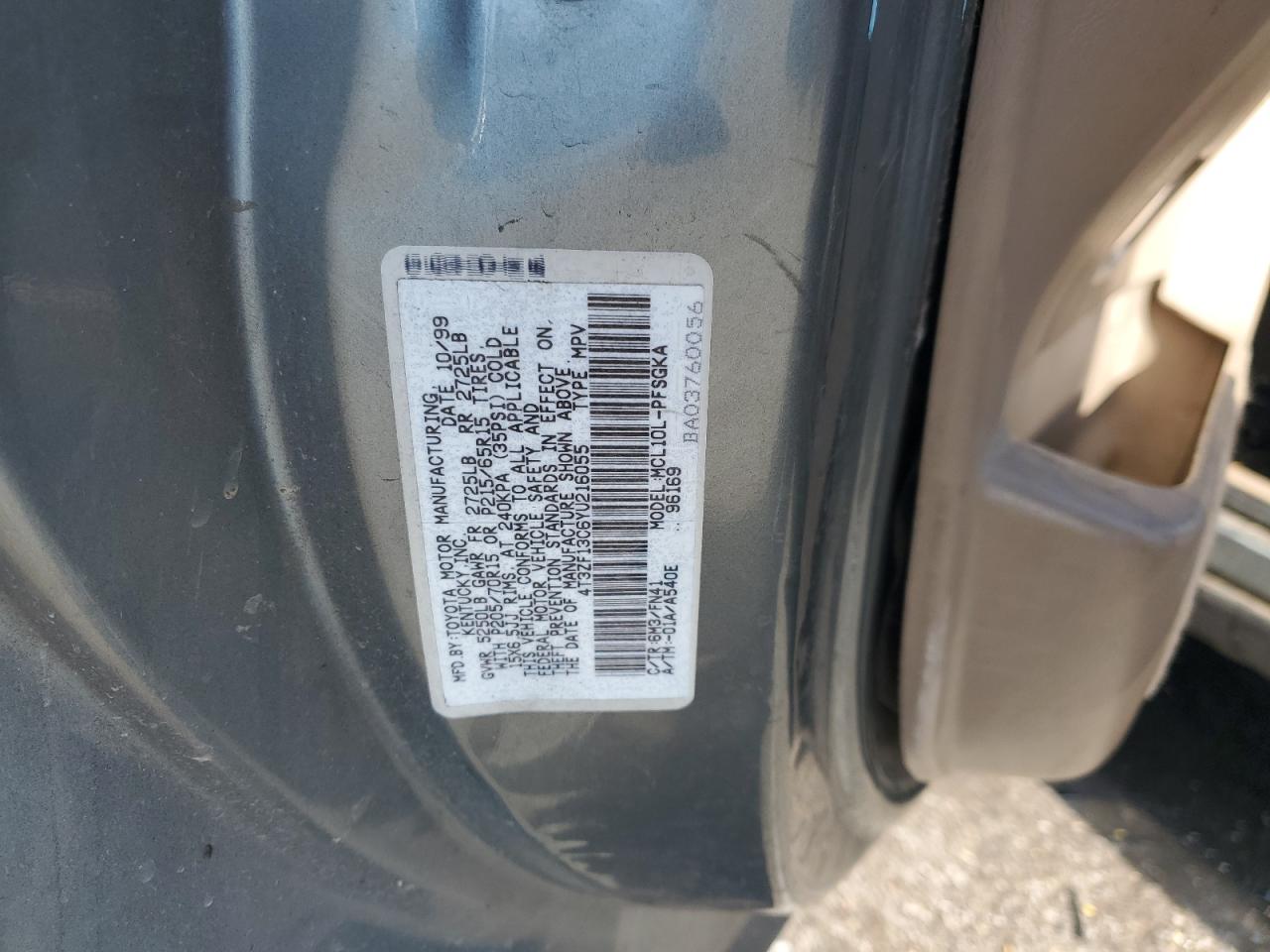 4t3zf13c6yu216055 4T3ZF13C6YU216055 2000 Toyota Sienna Le