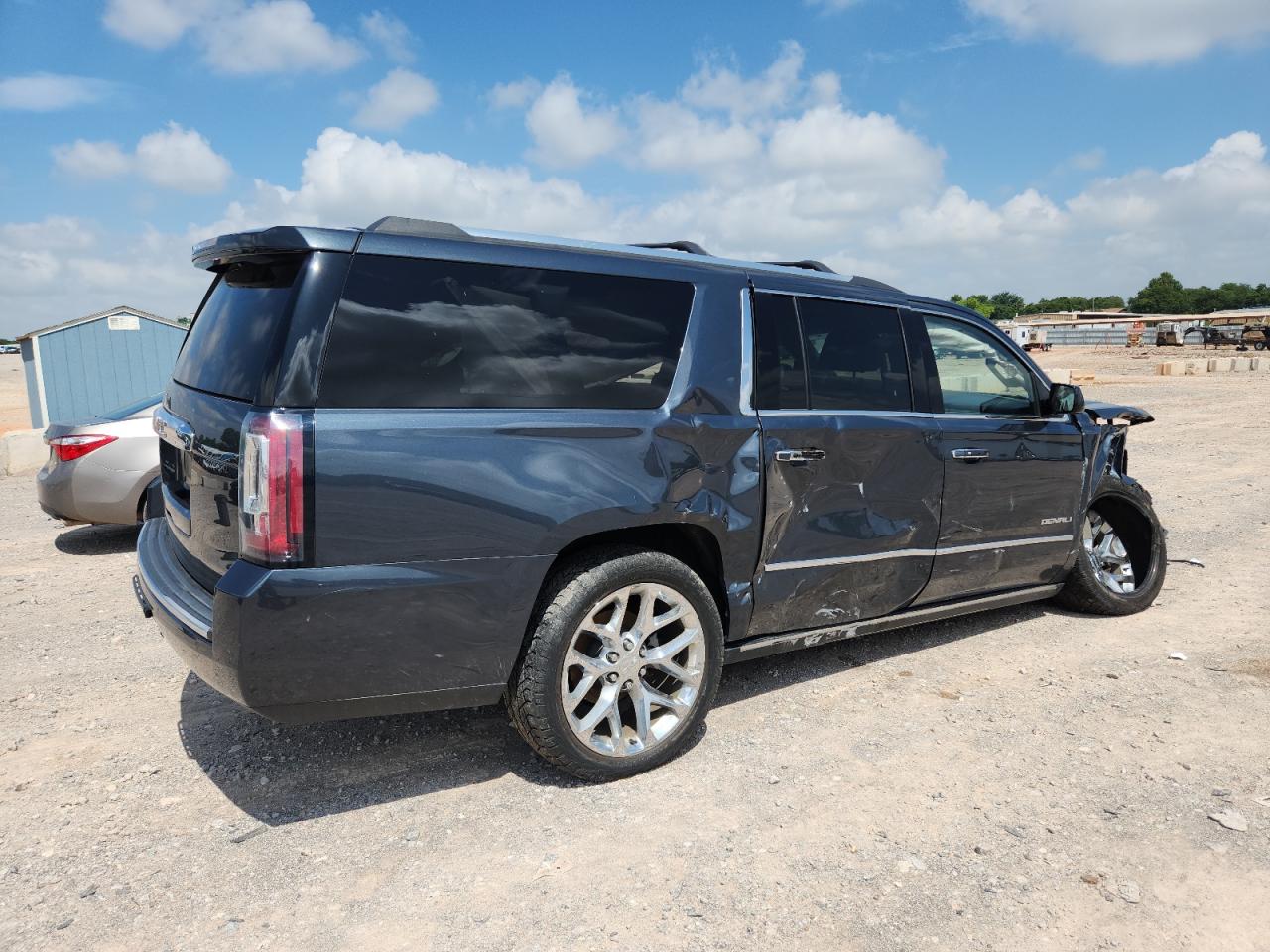 1gks2hkj6lr141456 1GKS2HKJ6LR141456 2020 GMC Yukon Xl Denali