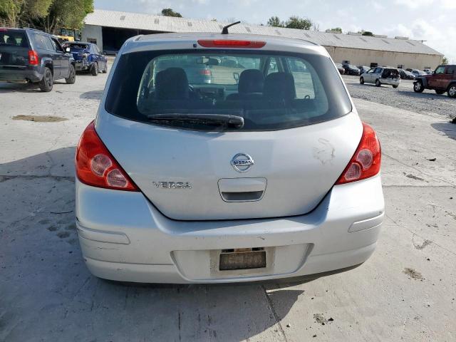 Hatchbacks NISSAN VERSA 2012 Silver