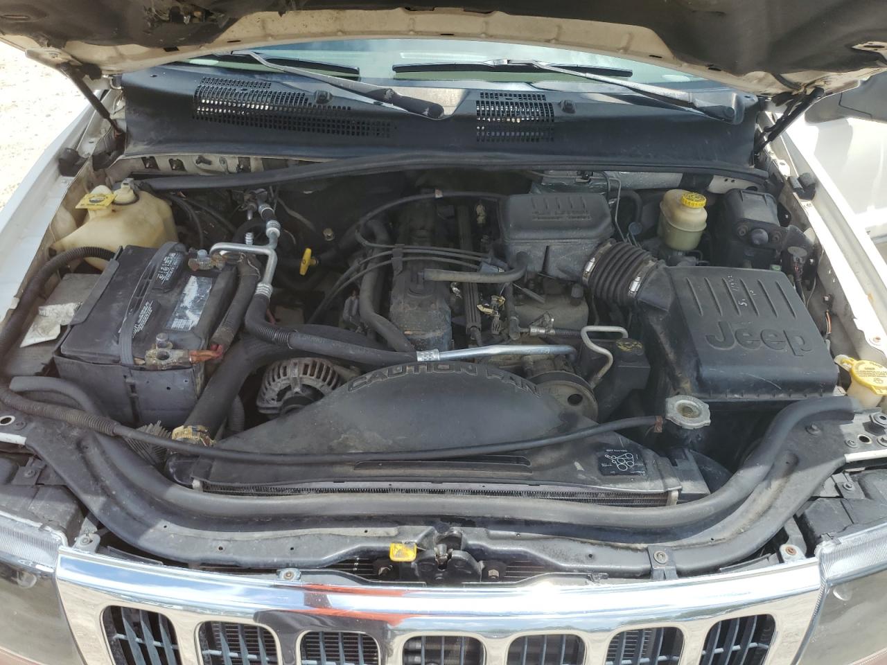 2000 Jeep Grand Cherokee Laredo VIN: 1J4G248S4YC145147 Lot: 63849185
