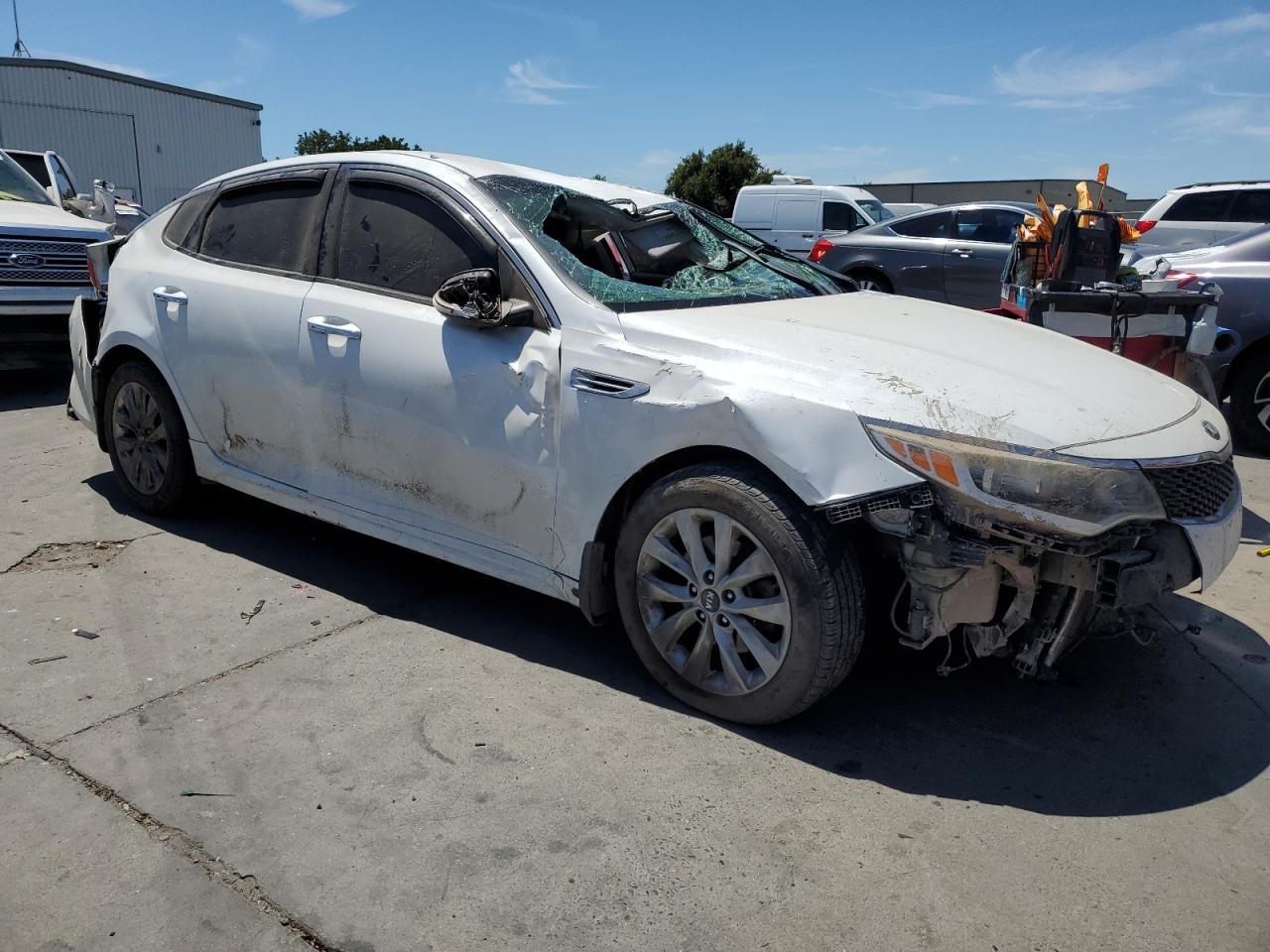 5xxgt4l36jg252175 5XXGT4L36JG252175 2018 Kia Optima Lx