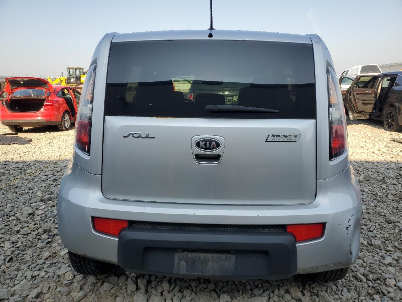 2011 Kia Soul + VIN: KNDJT2A26B7265085 Lot: 64577075