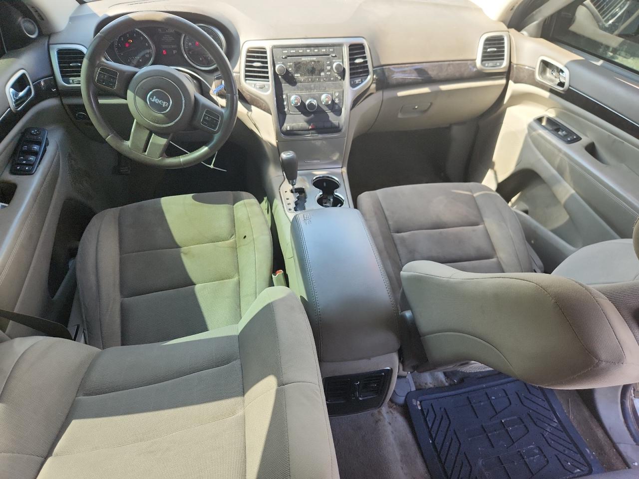 2012 Jeep Grand Cherokee Laredo VIN: 1C4RJEAG8CC319016 Lot: 64100365