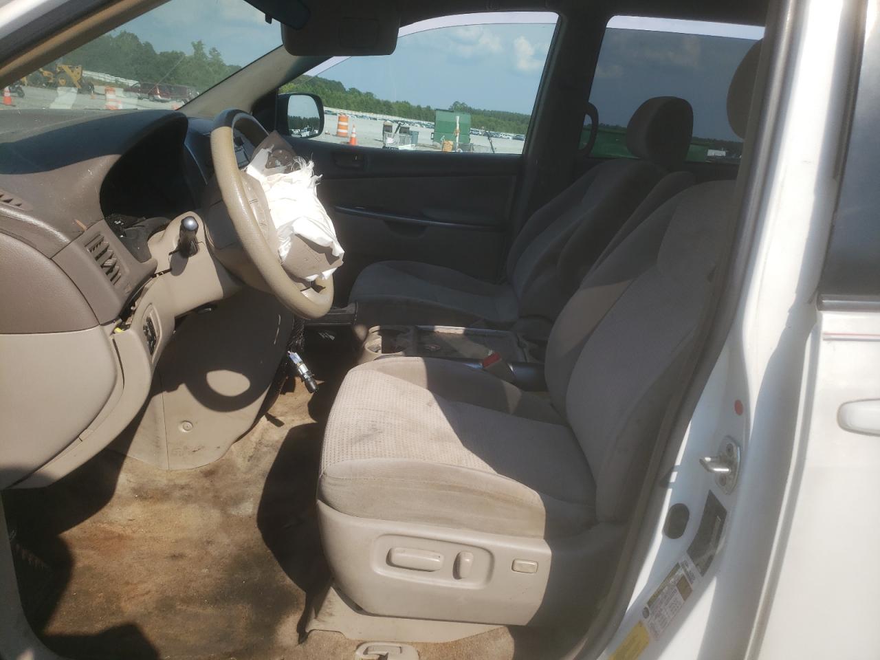 2008 Toyota Sienna Ce VIN: 5TDZK23CX8S188327 Lot: 63840645