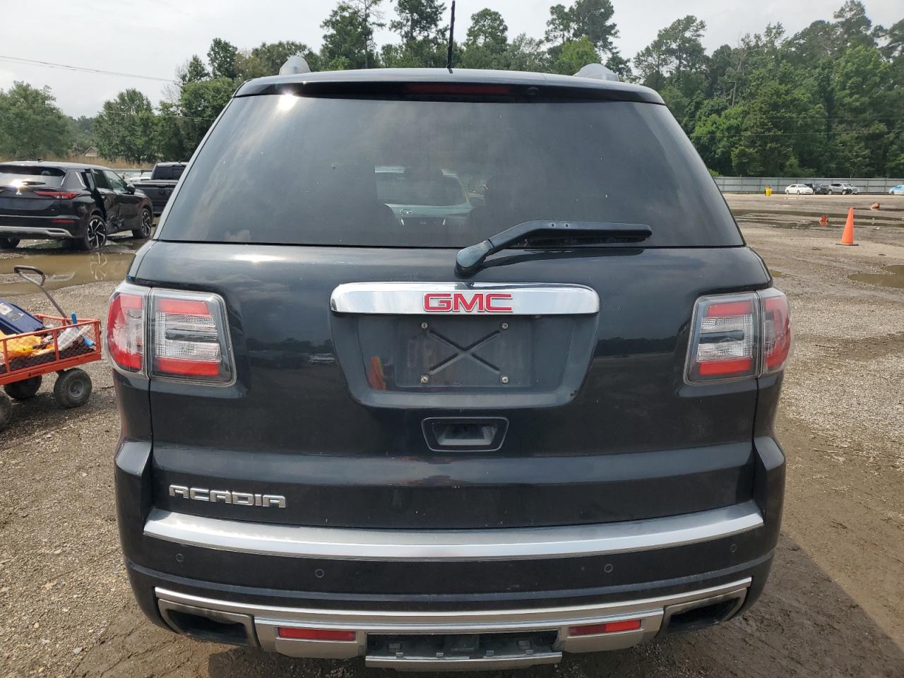 2013 GMC Acadia Denali VIN: 1GKKRTKD8DJ221270 Lot: 65436665