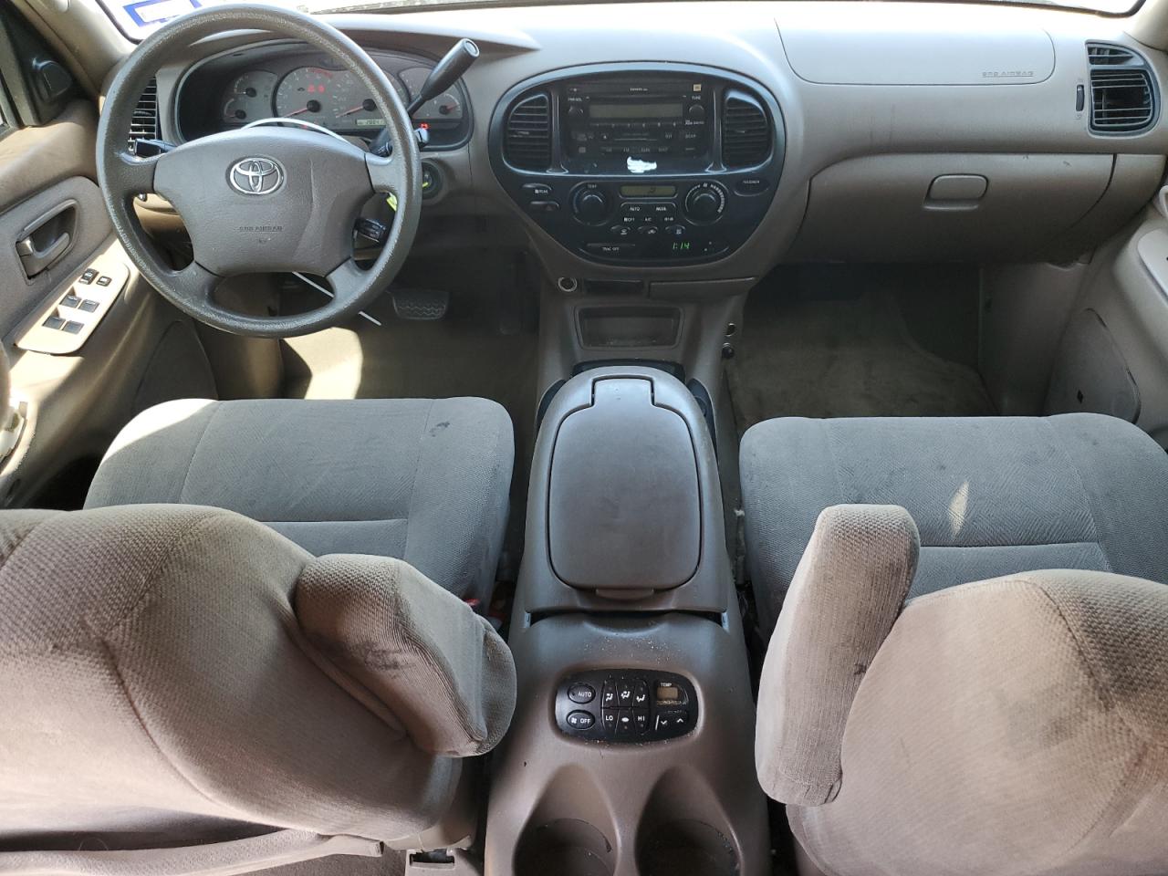 2004 Toyota Sequoia Sr5 VIN: 5TDZT34A34S217418 Lot: 63440535