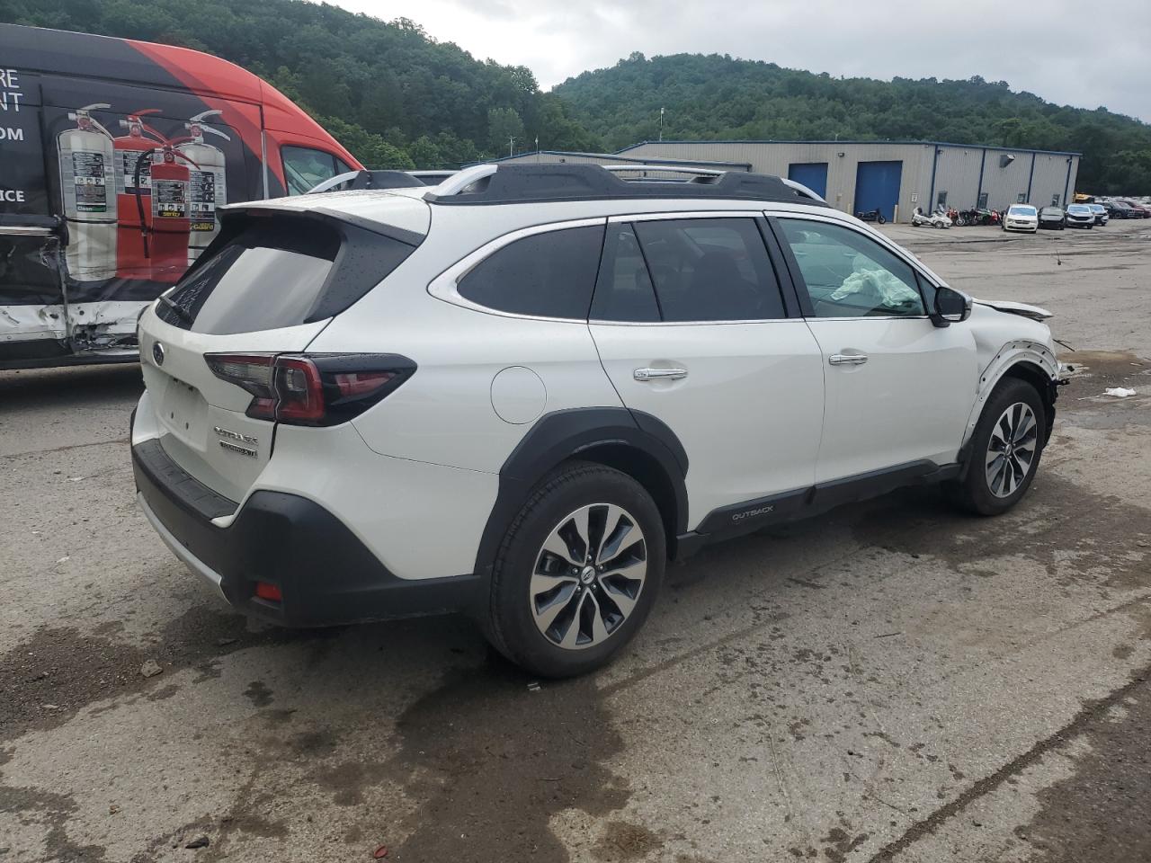 2024 Subaru Outback Touring VIN: 4S4BTGPD1R3121838 Lot: 63057695