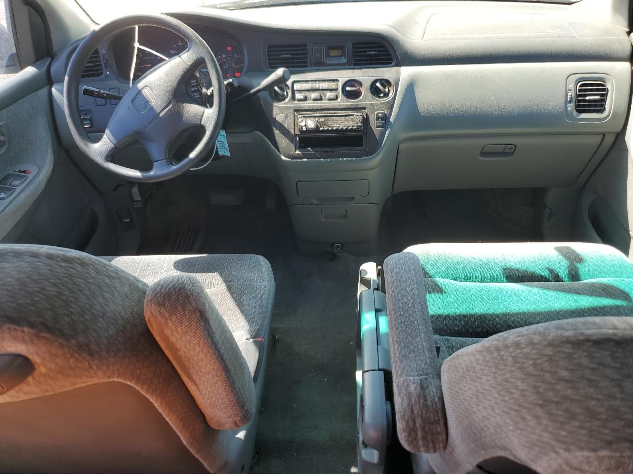 2001 Honda Odyssey Lx VIN: 2HKRL18561H529123 Lot: 64146485