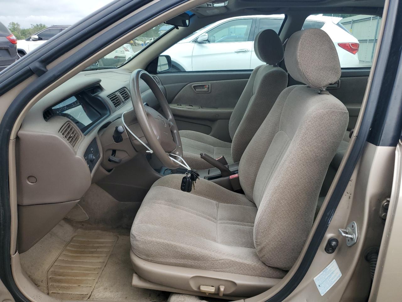 2000 Toyota Camry Le VIN: 4T1BF22K0YU935276 Lot: 64395435