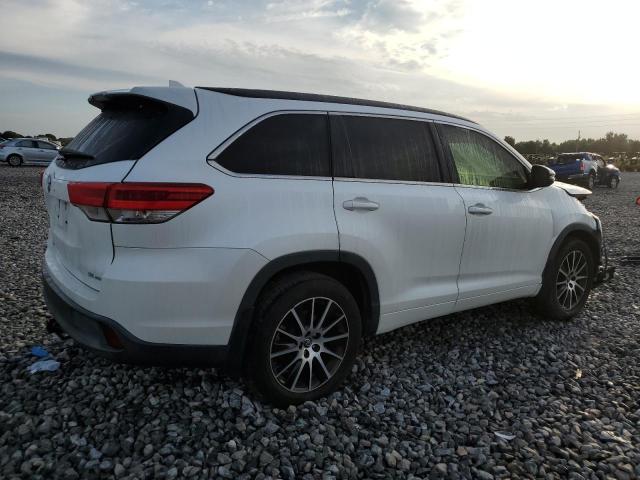  TOYOTA HIGHLANDER 2018 White