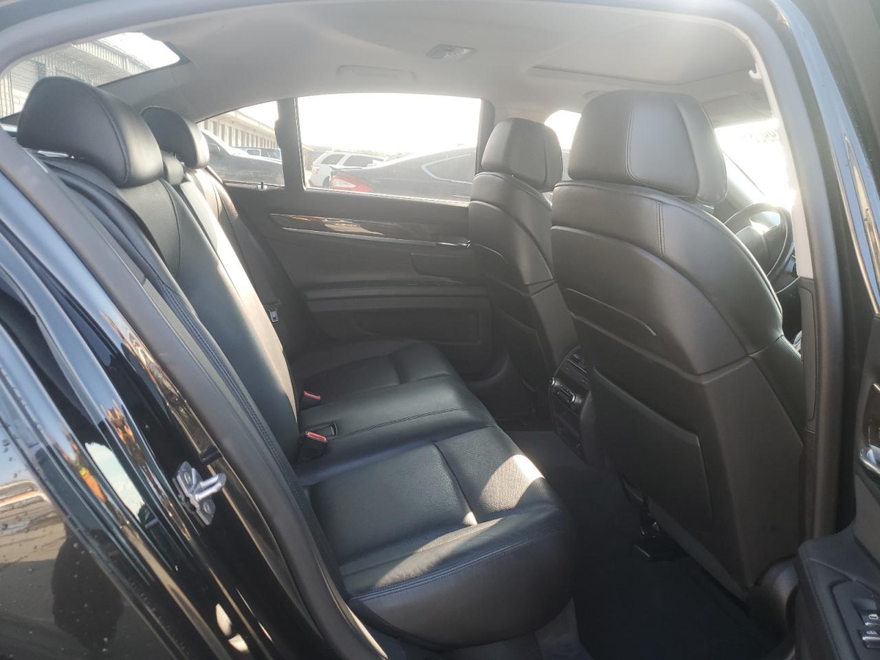 2012 BMW 750 Xi VIN: WBAKC6C53CC397102 Lot: 64992865