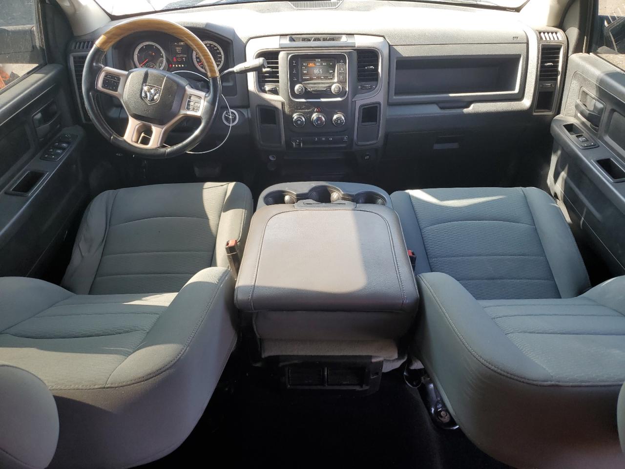 2013 Ram 2500 St VIN: 3C6UR5HL5DG557577 Lot: 64412695