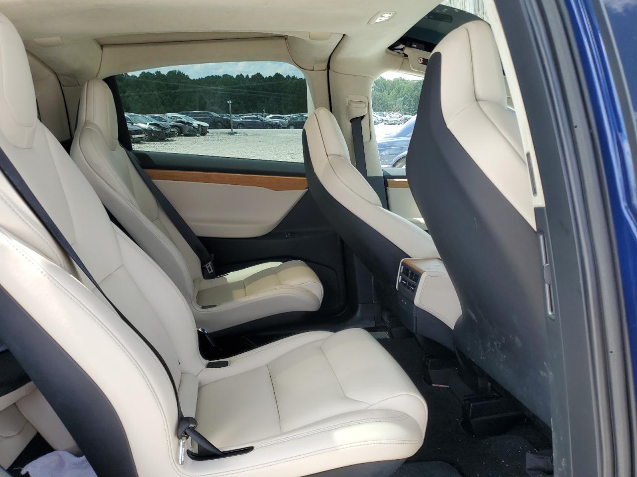 2019 Tesla Model X VIN: 5YJXCBE20KF151453 Lot: 64613445