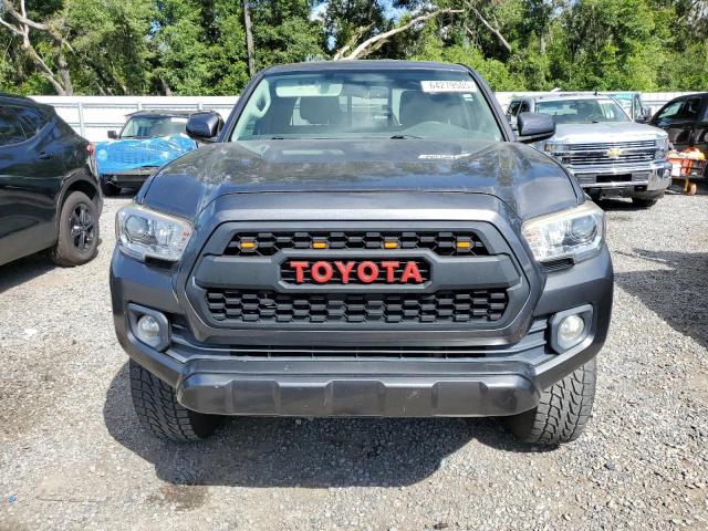  TOYOTA TACOMA 2017 Szary