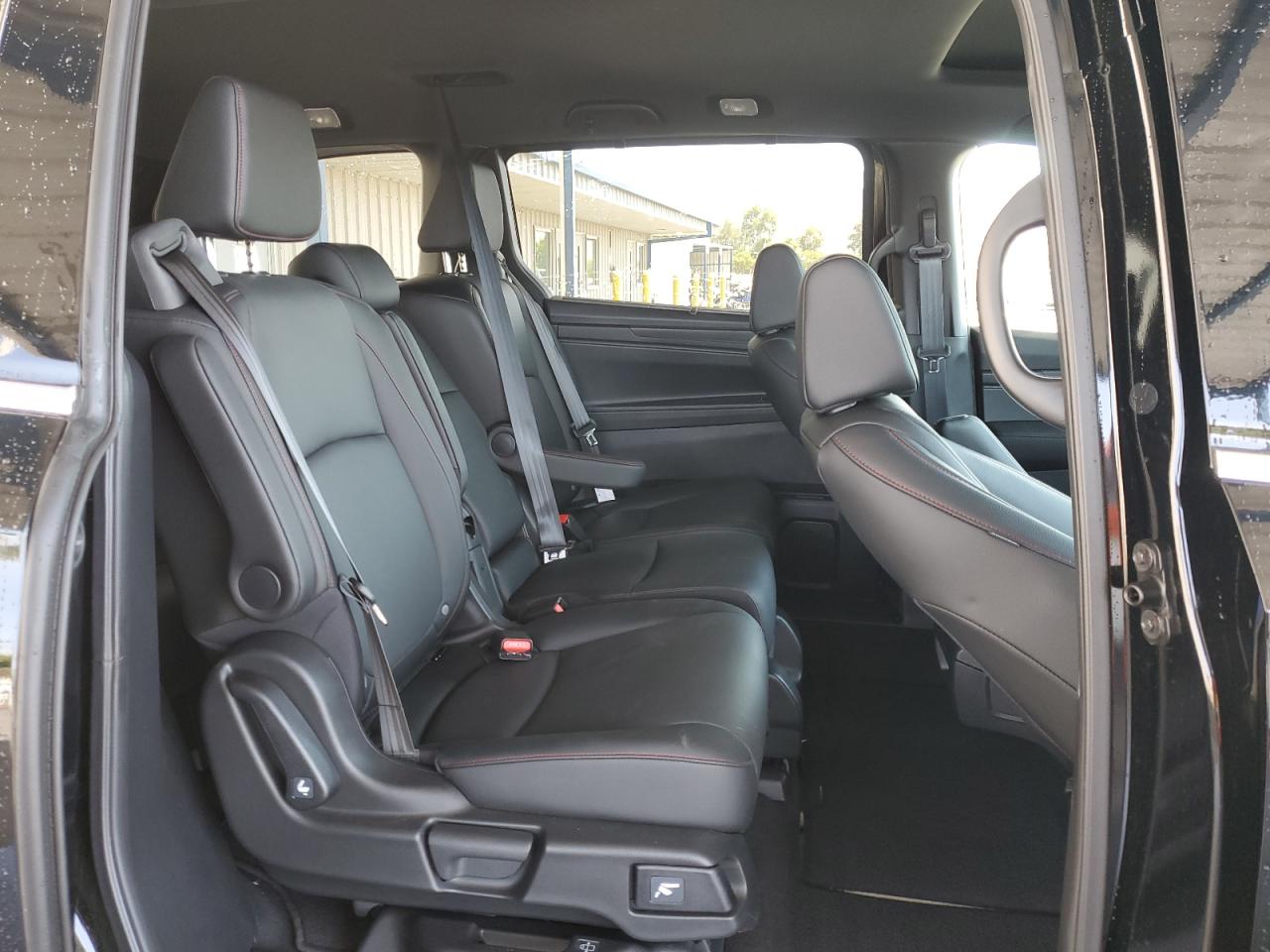 2025 Honda Odyssey Sport-L VIN: 5FNRL6H74SB076117 Lot: 64588375