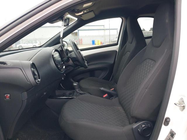 2023 TOYOTA AYGO X EDG