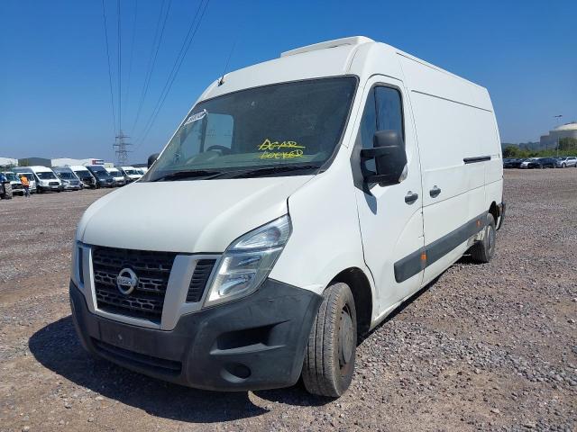 2016 NISSAN NV400 SE D