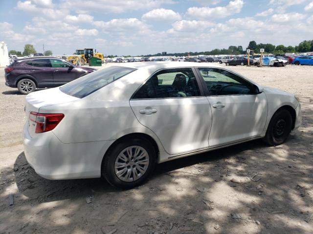  TOYOTA CAMRY 2014 Biały