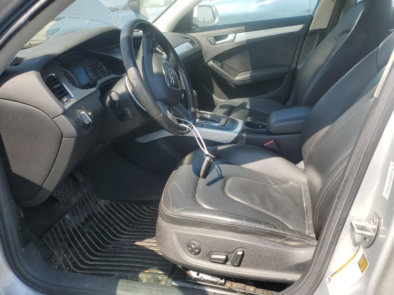 2011 Audi A4 Premium Plus VIN: WAUFFAFL2BN011696 Lot: 66715815