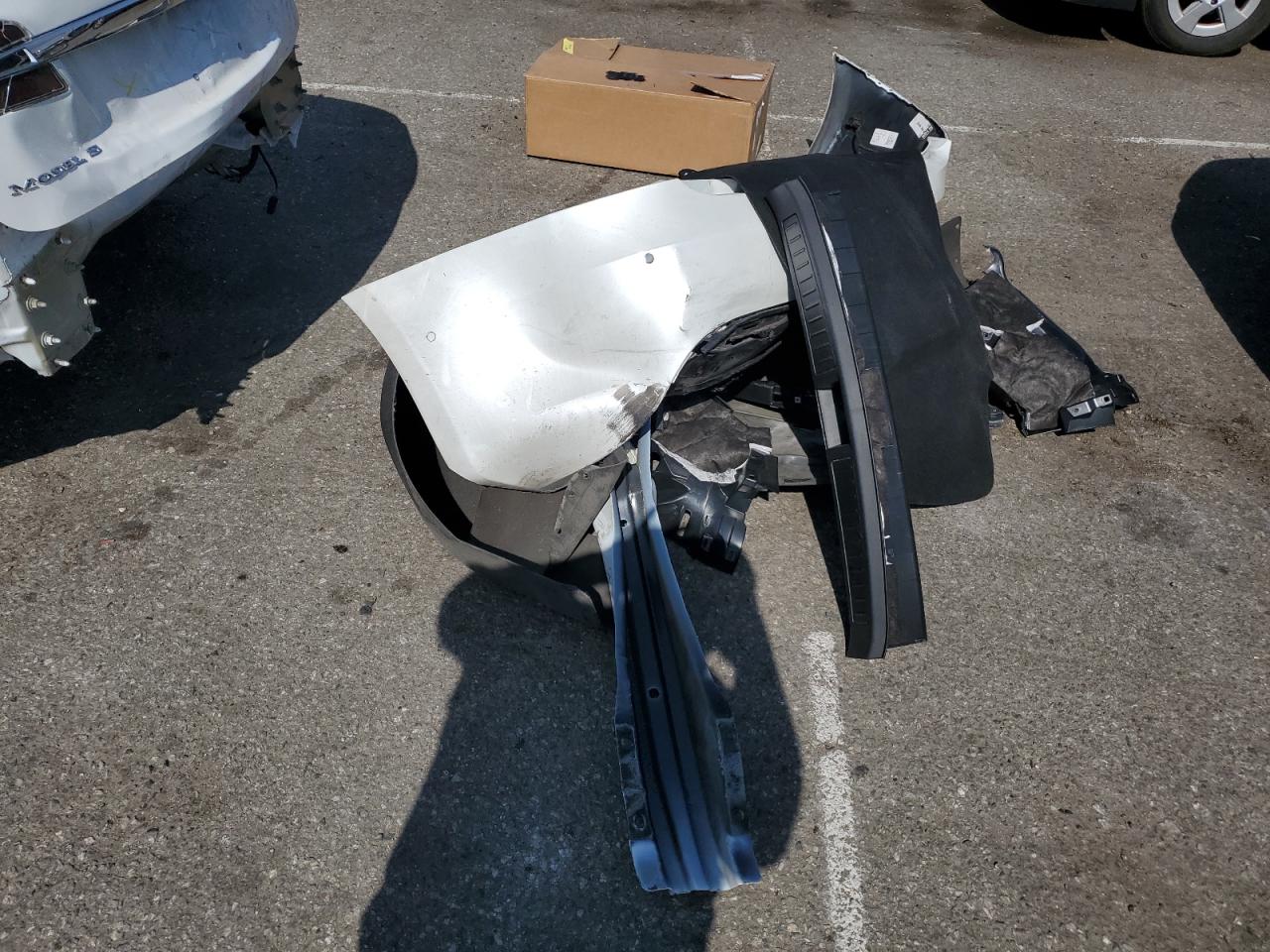 2018 Tesla Model S VIN: 5YJSA1E27JF257214 Lot: 63508205