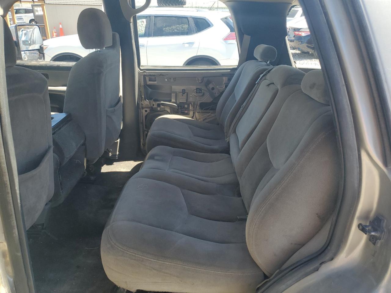 2002 Chevrolet Tahoe K1500 VIN: 1GNEK13Z92R253288 Lot: 64324455