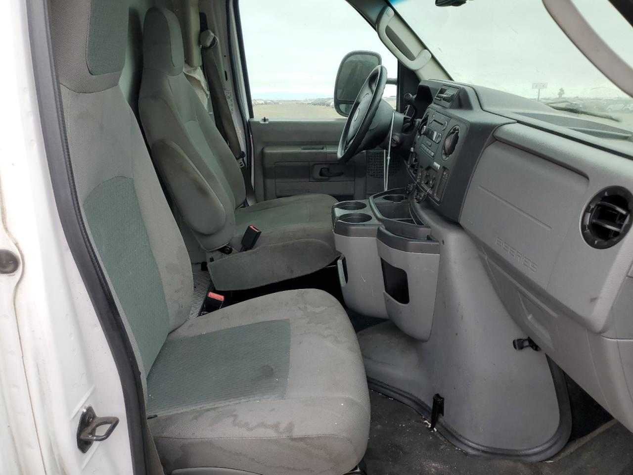 2013 Ford Econoline E350 Super Duty Cutaway Van VIN: 1FDWE3FL5DDA99777 Lot: 65597875