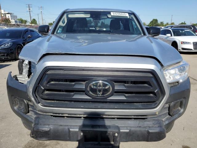  TOYOTA TACOMA 2022 Srebrny