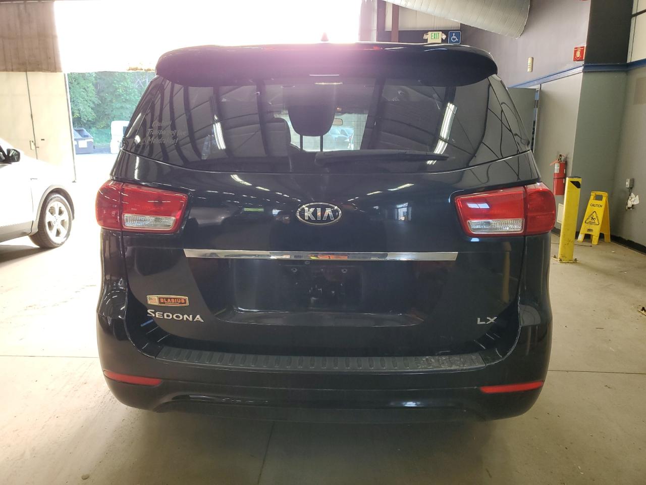 2017 Kia Sedona Lx VIN: KNDMB5C19H6293774 Lot: 62545475