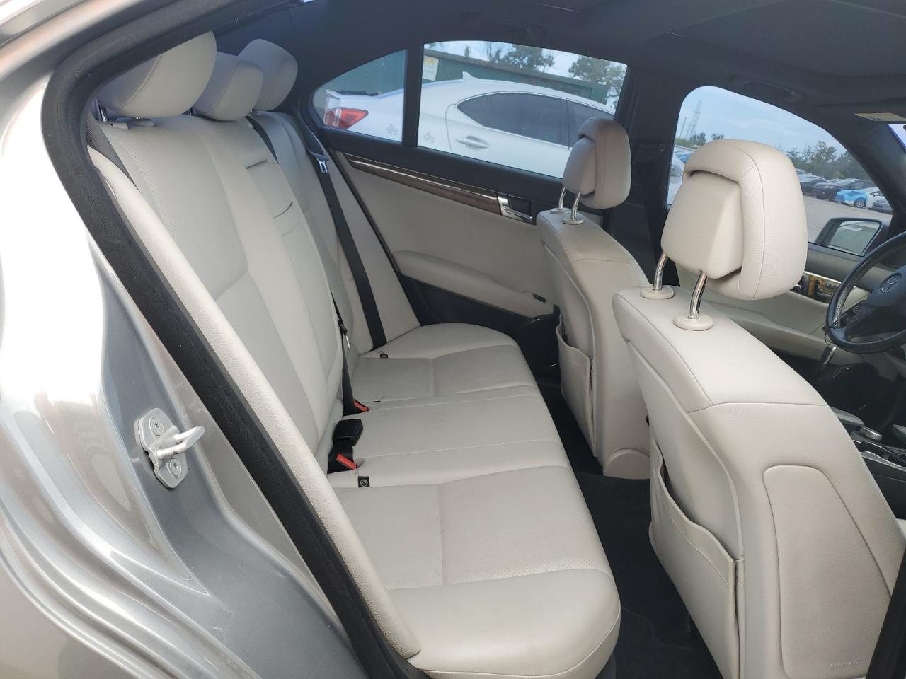 2011 Mercedes-Benz C 350 VIN: WDDGF5GB3BF643322 Lot: 65373035