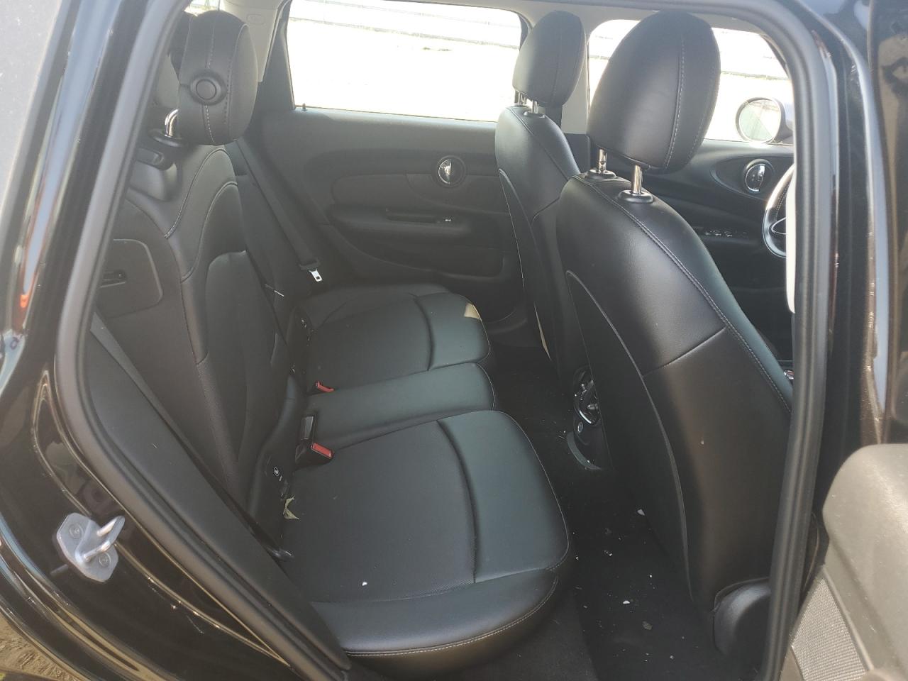 2017 Mini Cooper Clubman All4 VIN: WMWLU1C52H2F26905 Lot: 66278875