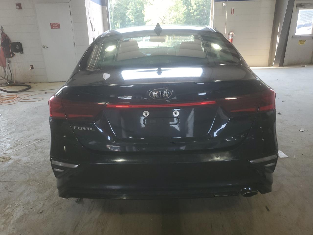 3KPF24AD6ME332535 2021 Kia Forte Fe