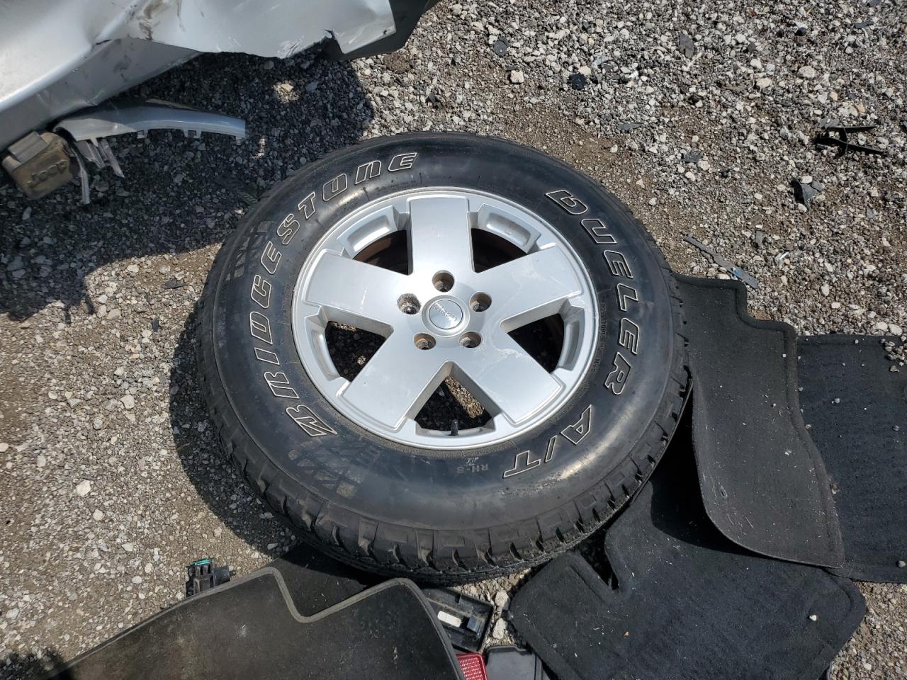 2010 Jeep Wrangler Unlimited Sahara VIN: 1J4HA5H18AL180445 Lot: 64086195