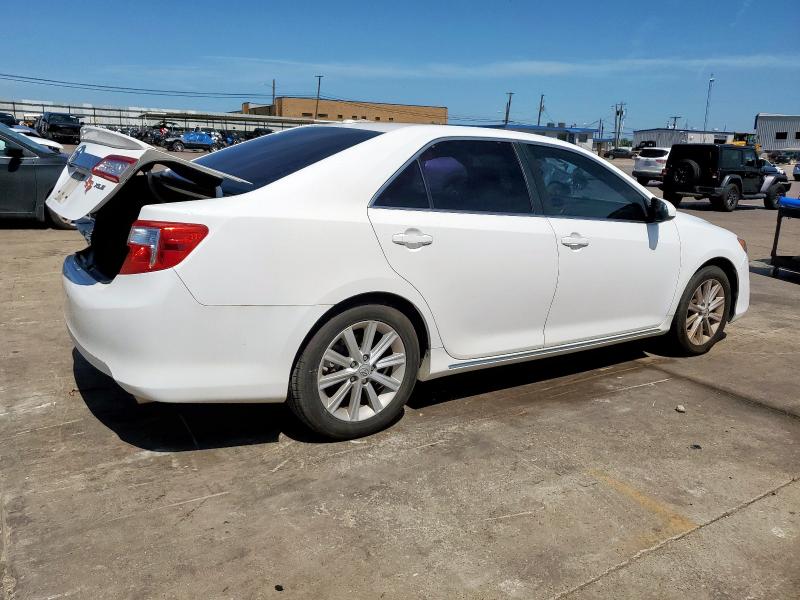  TOYOTA CAMRY 2014 White