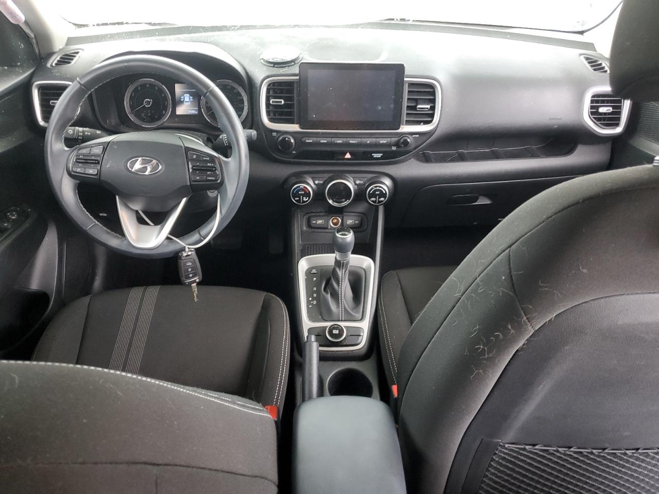 2022 Hyundai Venue Sel VIN: KMHRC8A34NU167365 Lot: 63236475