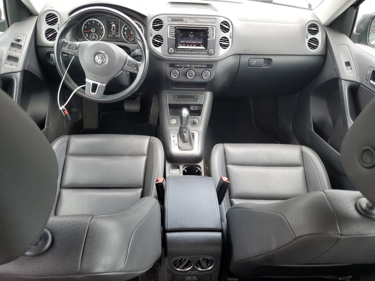 2016 Volkswagen Tiguan S VIN: WVGBV7AX3GW554831 Lot: 64377155