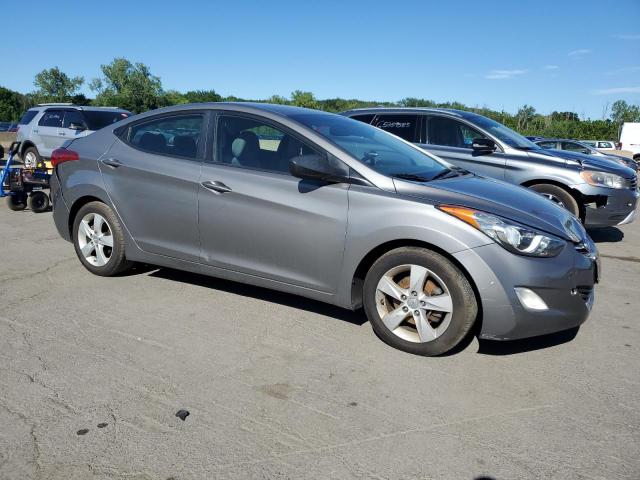  HYUNDAI ELANTRA 2013 Серый