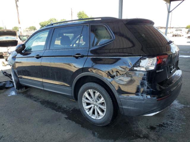  VOLKSWAGEN TIGUAN 2018 Черный