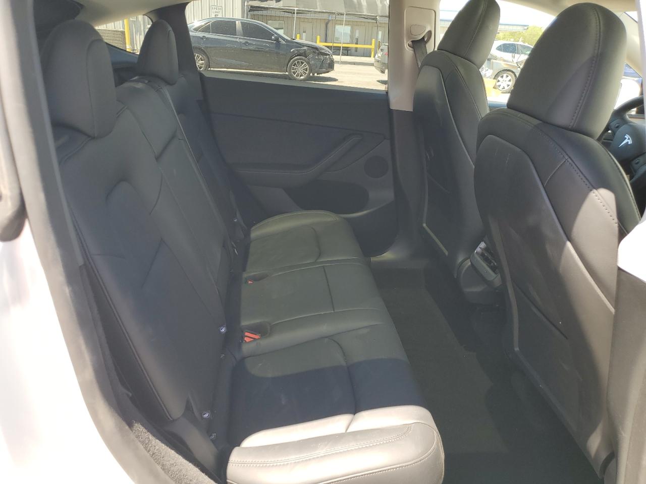 2025 Tesla Model Y VIN: 7SAYGDED9SF260437 Lot: 66044185