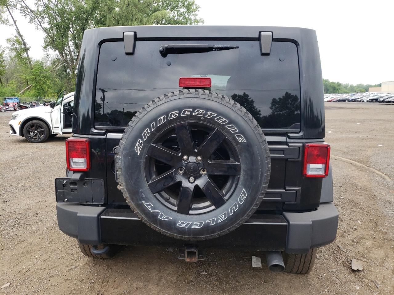 2014 Jeep Wrangler Unlimited Sahara VIN: 1C4HJWEGXEL300286 Lot: 64144095