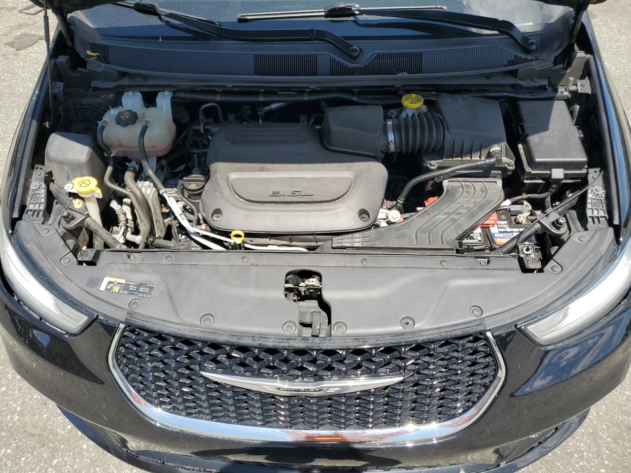 2021 Chrysler Pacifica Touring L VIN: 2C4RC1BG2MR574691 Lot: 65695565