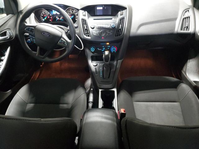 Hatchbacks FORD FOCUS 2015 White