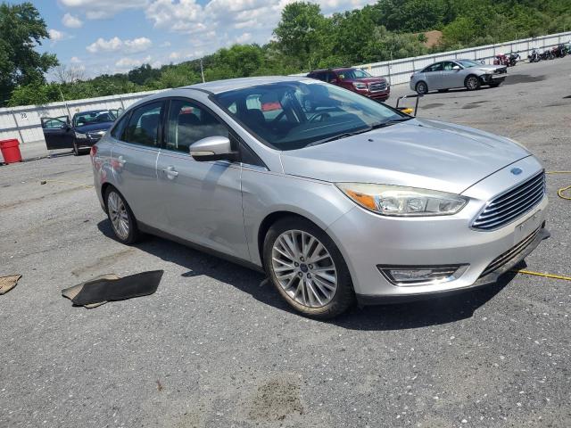  FORD FOCUS 2015 Серебристый