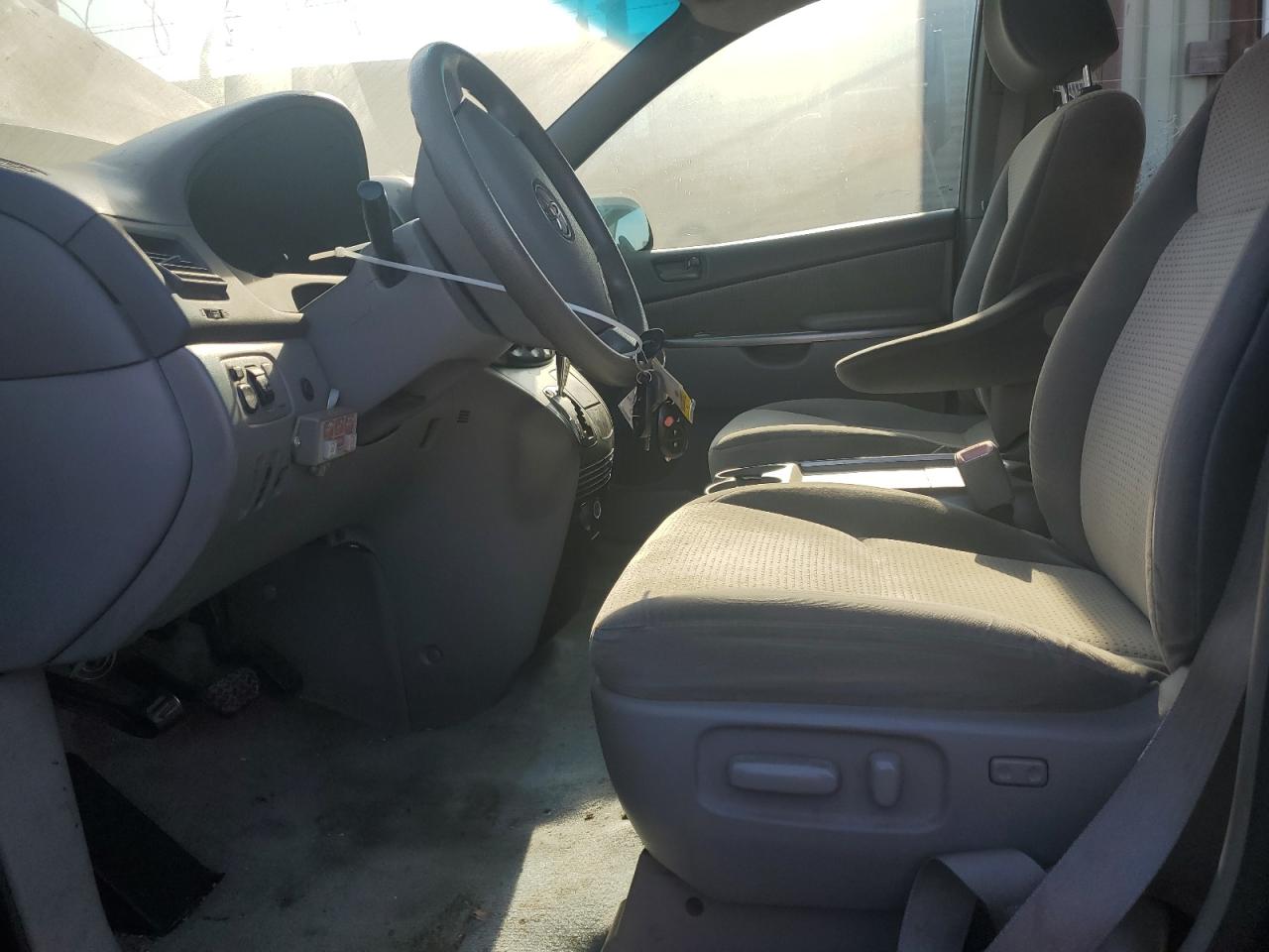 2009 Toyota Sienna Ce VIN: 5TDZK23CX9S249371 Lot: 65282815