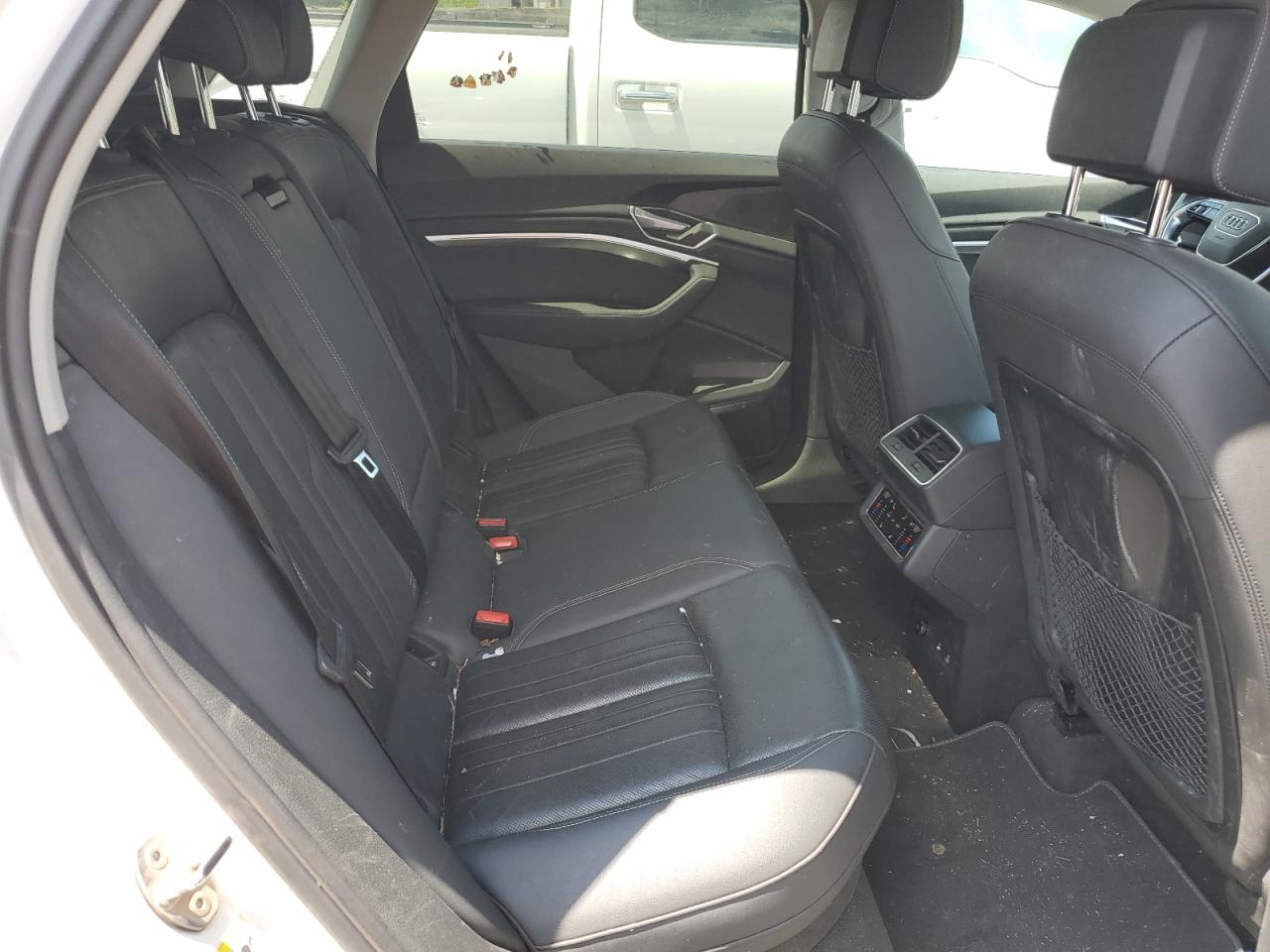 wa1laage6nb022639 WA1LAAGE6NB022639 2022 Audi E-Tron Premium Plus