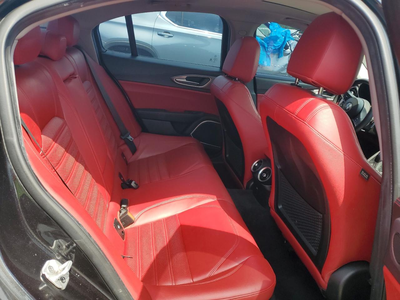 zarfaeen3j7599581 ZARFAEEN3J7599581 2018 Alfa Romeo Giulia Ti Q4