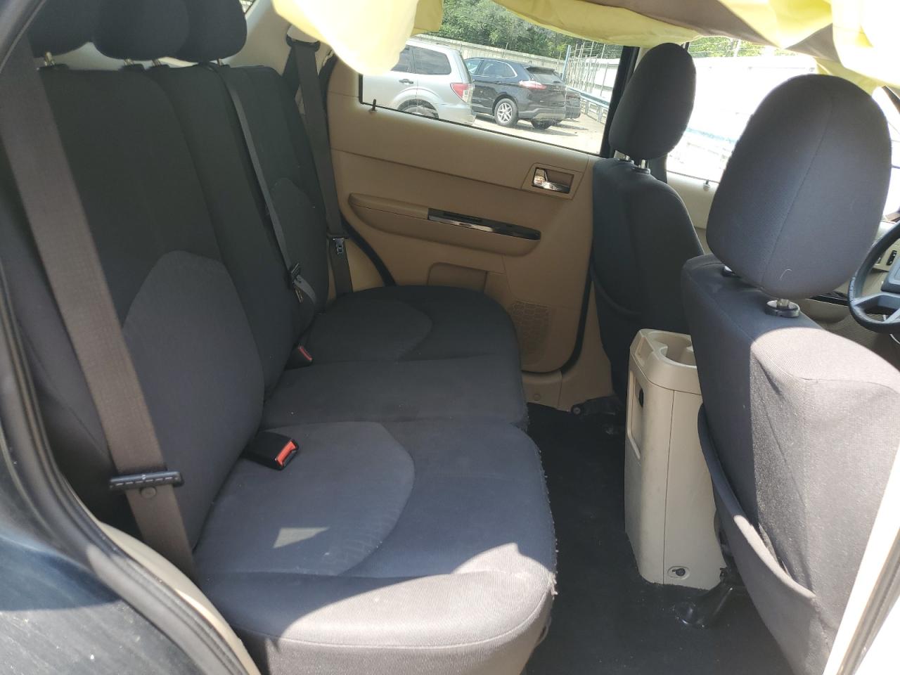 2008 Mazda Tribute S VIN: 4F2CZ96148KM08122 Lot: 63440105