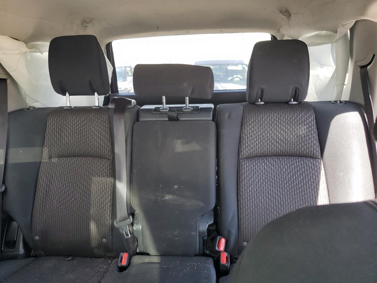 2019 Toyota 4Runner Sr5/Sr5 Premium VIN: JTEBU5JR9K5677346 Lot: 64381825