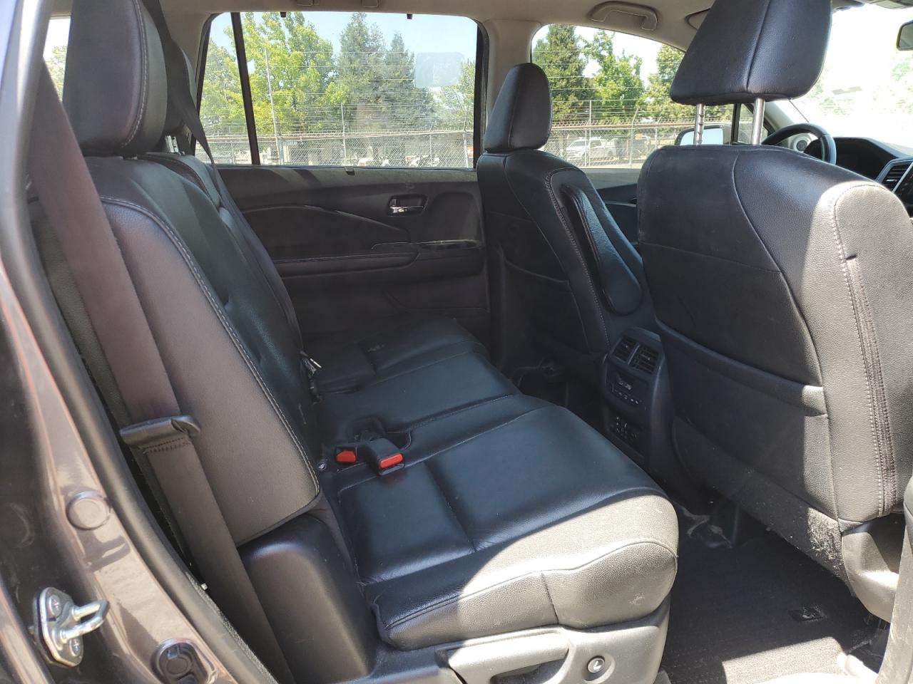 2017 Honda Pilot Touring VIN: 5FNYF6H94HB027223 Lot: 64495255